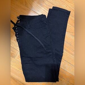 Women’s Forever 21 Black pants size 27